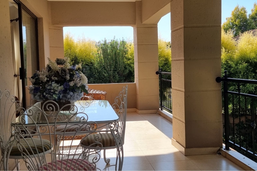 4 Bedroom Property for Sale in WestLake Country Safari Estate North West